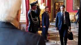 El primer ministro Giuseppe Conte llega a una reunión con el presidente Mattarella.