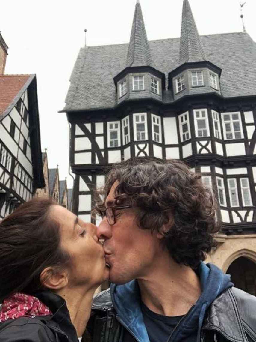 Paz Padilla y Antonio Vidal, su beso romántico en Bremen.