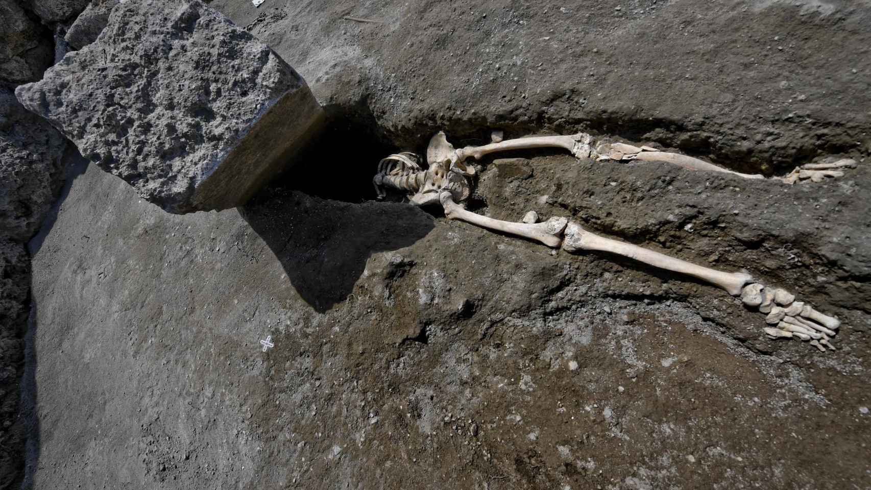 Hallazgo de un esqueleto de una de las víctimas de la erupción del Vesubio