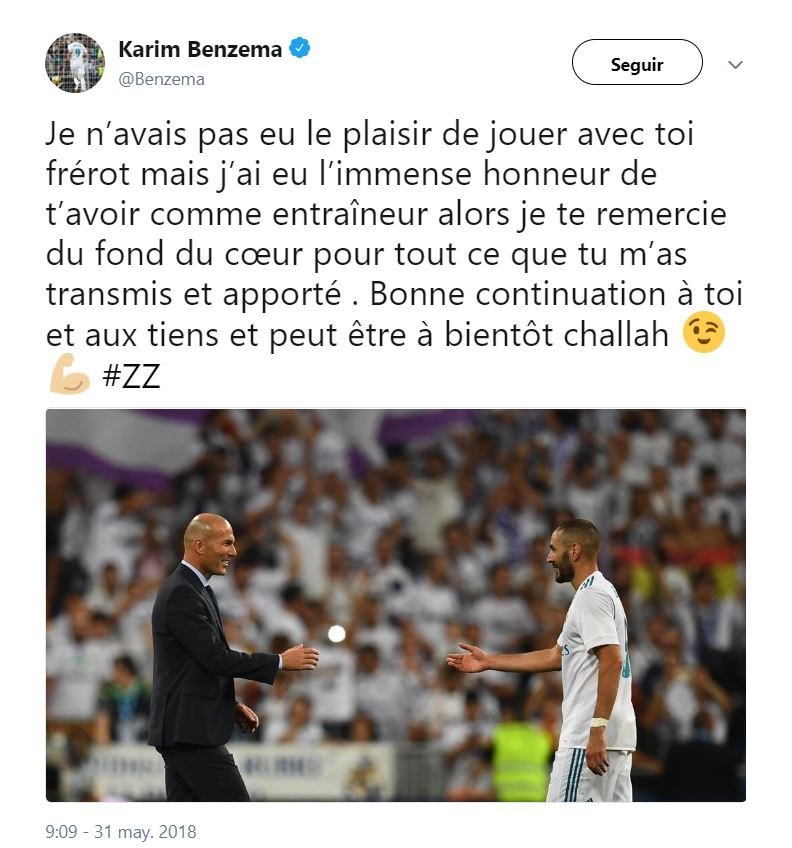 Karim Benzema se despide de Zidane.