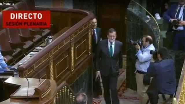 Rajoy a su llegada al Congreso.