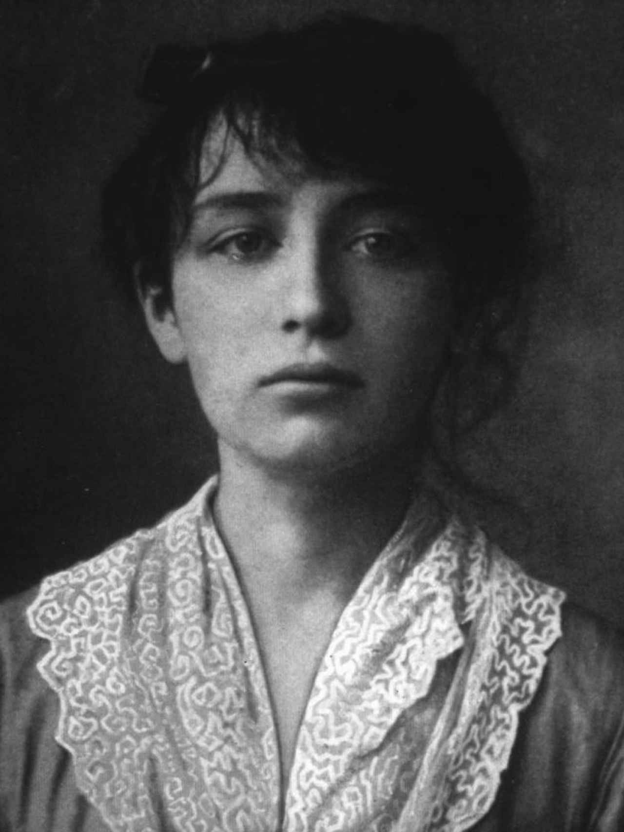 Camille retratada en 1884.