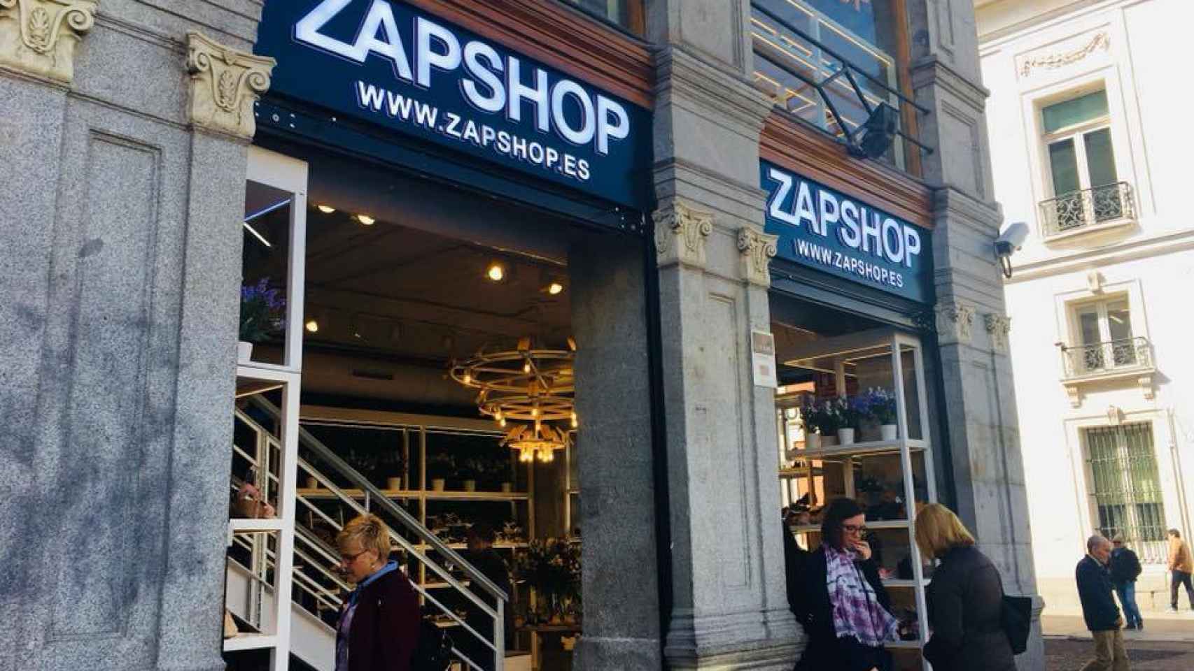 La tienda de Zapshop en la Puerta del Sol de Madrid.
