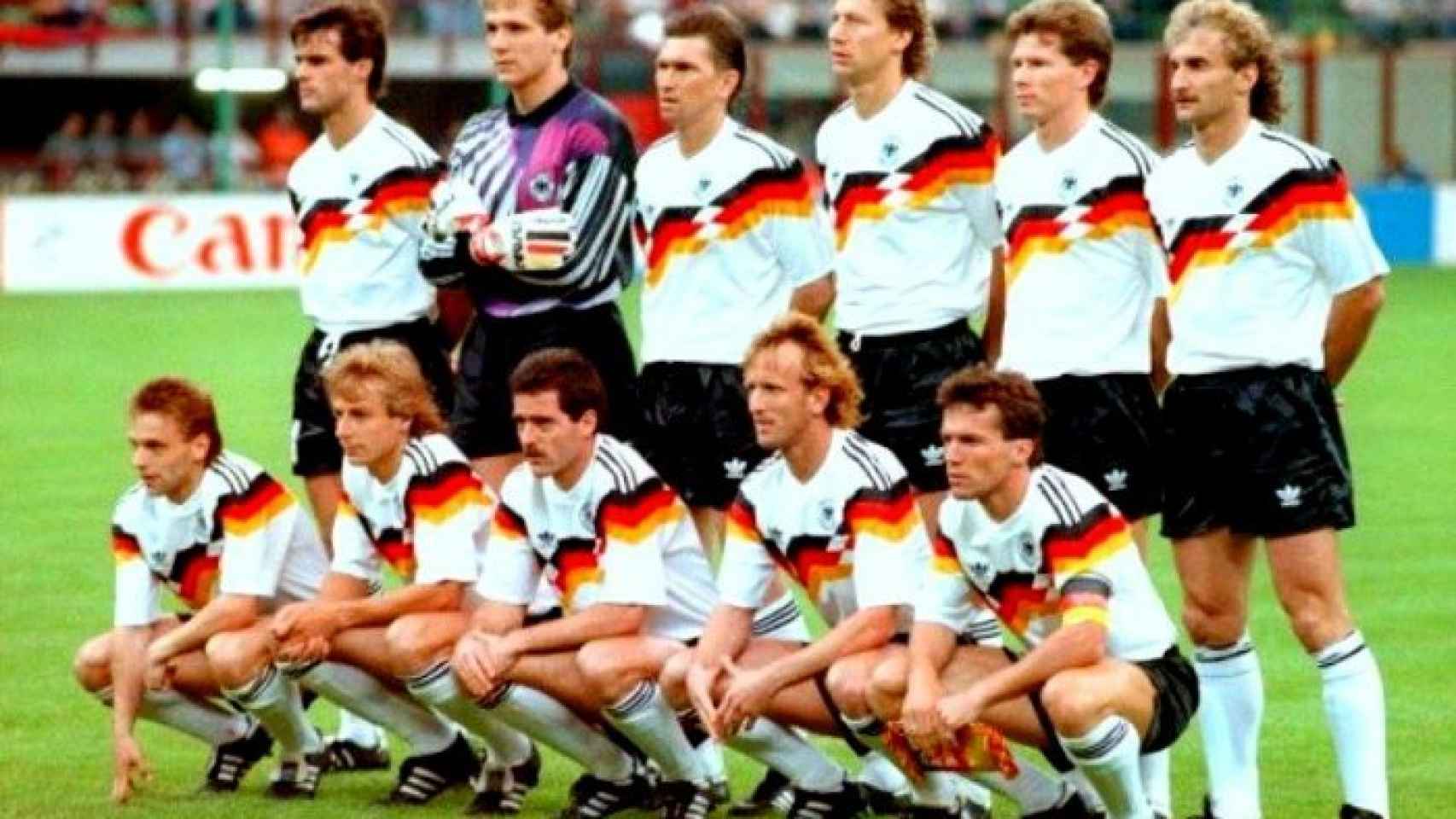 La selección de Alemania se alzó con el título en 1990 con una camiseta rupturista.