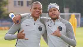 Mbappé y Neymar. Foto: Twitter (@KMbappe)