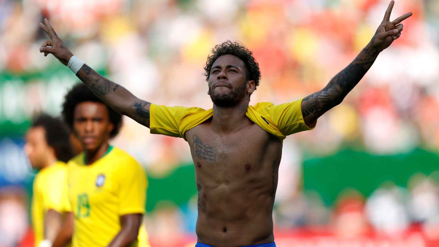 Neymar celebra su gol contra Austria.