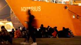 Italia no autoriza desembarco de 629 inmigrantes y pide a Malta que los acoja