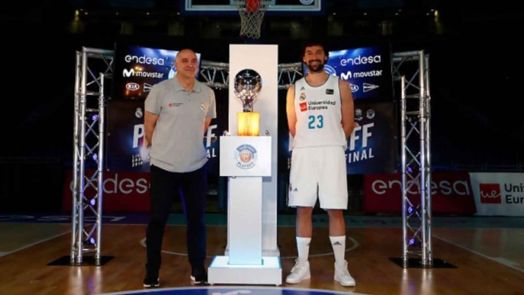 Pablo Laso y Sergio Llull presentan el playoff final de la ACB 2018. Foto: acb.com