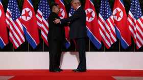 Momento del encuentro en Singapur entre Donald Trump y Kim Jong-un.