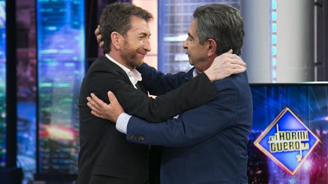 Miguel Ángel Revilla (d), en 'El Hormiguero'.