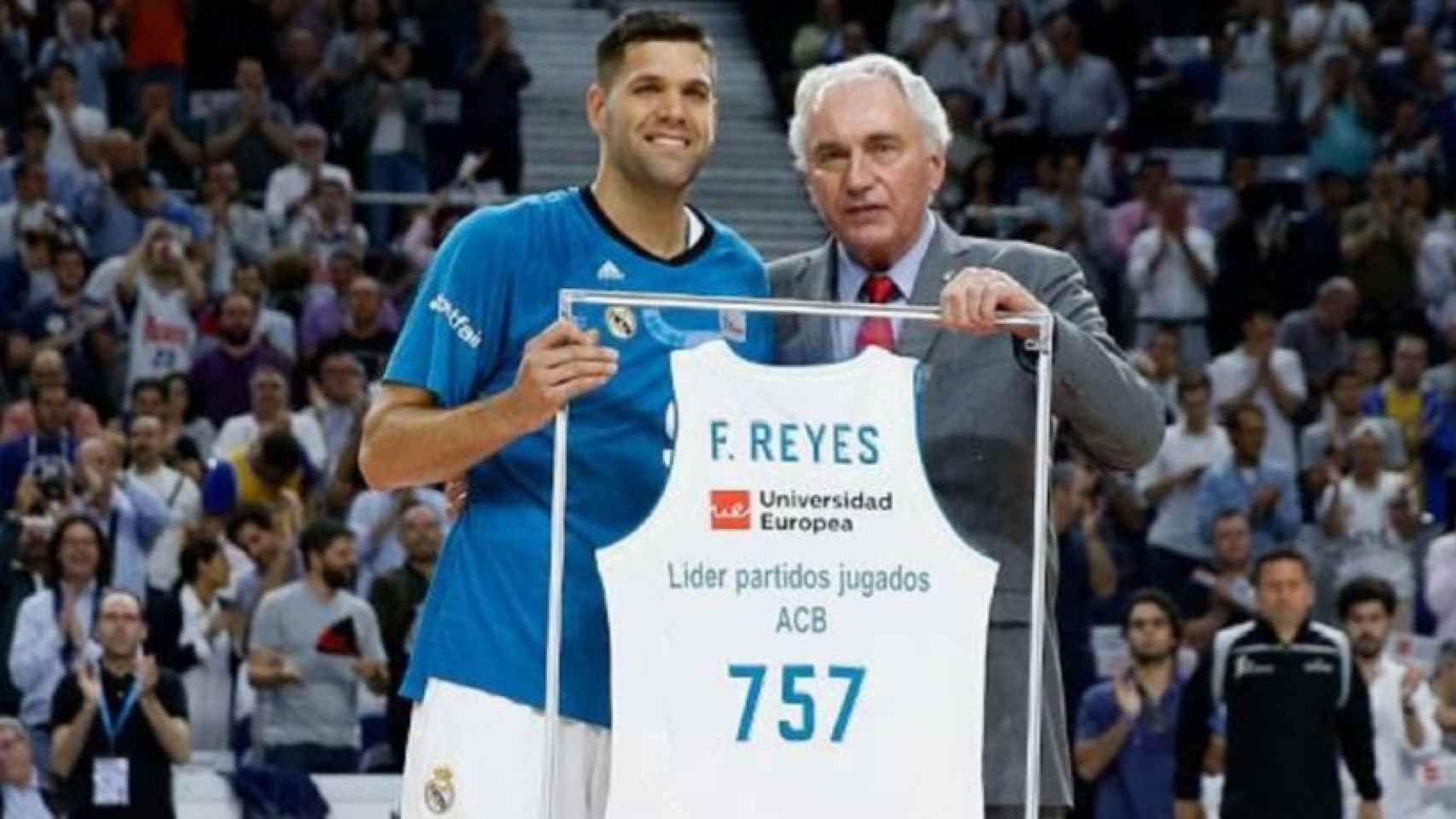 Felipe Reyes, homenajeado por sus 757 partidos en la ACB.