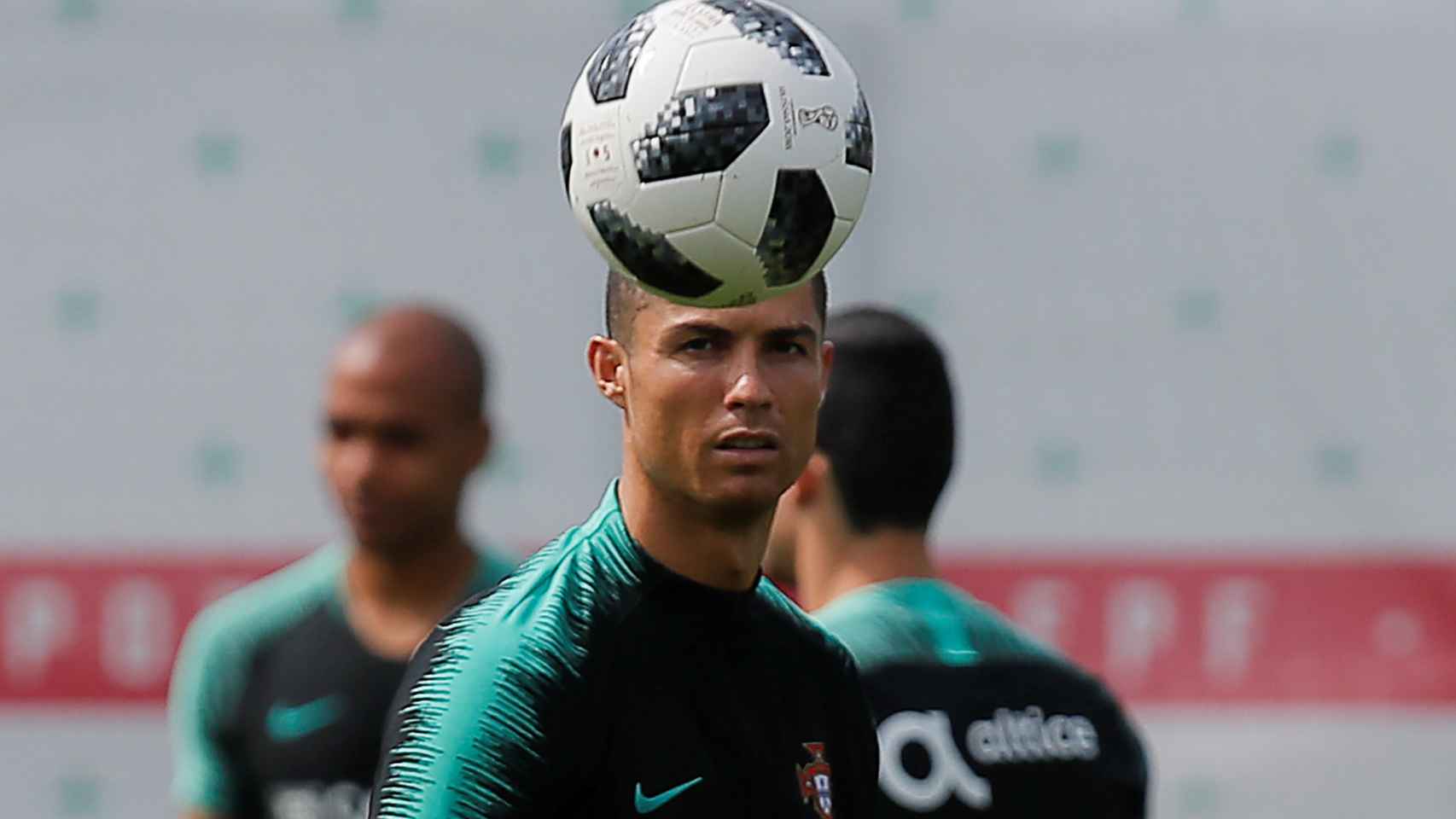 Cristiano Ronaldo en uno de los últimos entrenamientos de la selección portuguesa.