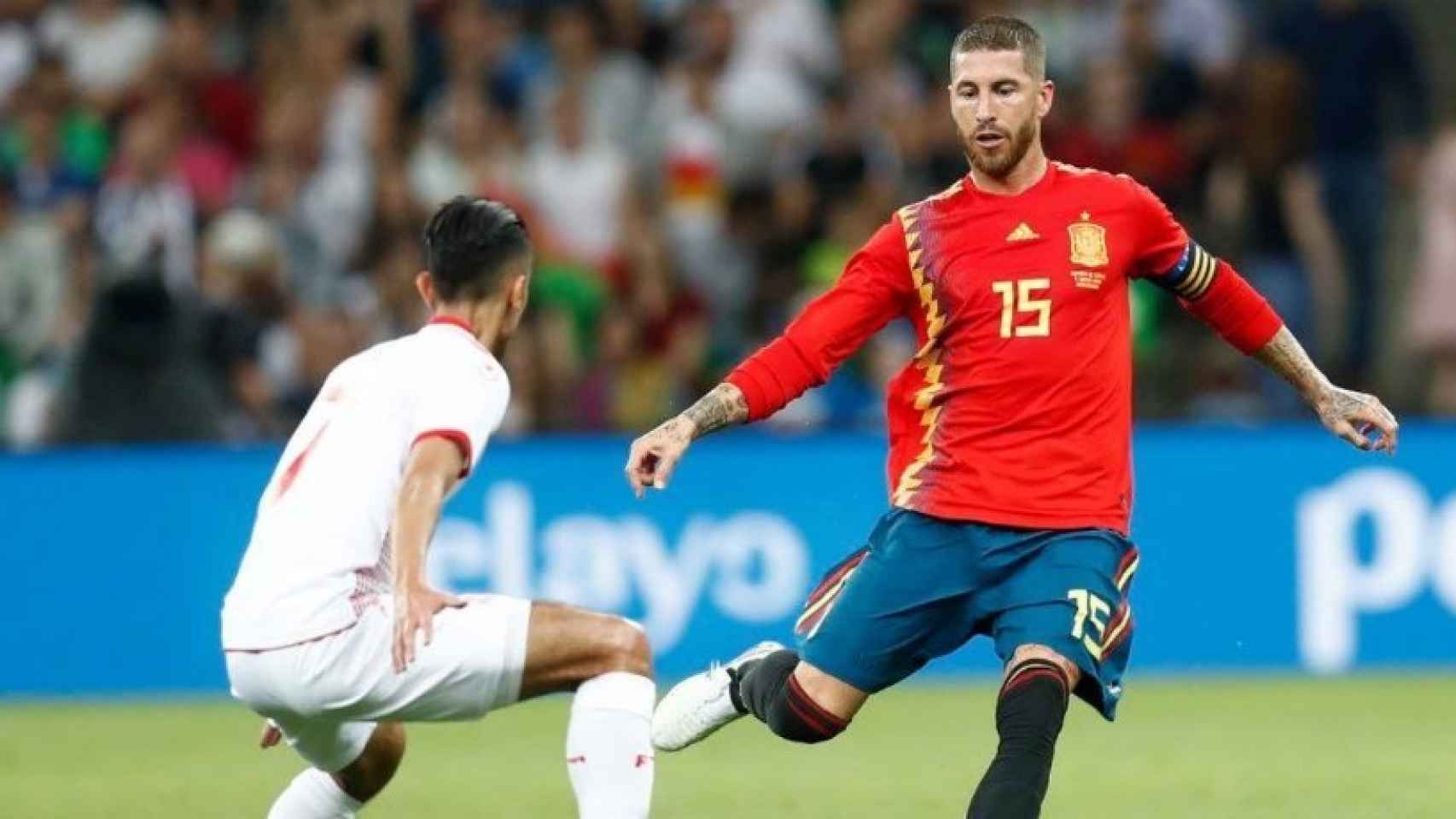Ramos durante un partido con España. Foto: Facebook (@sefutbol).