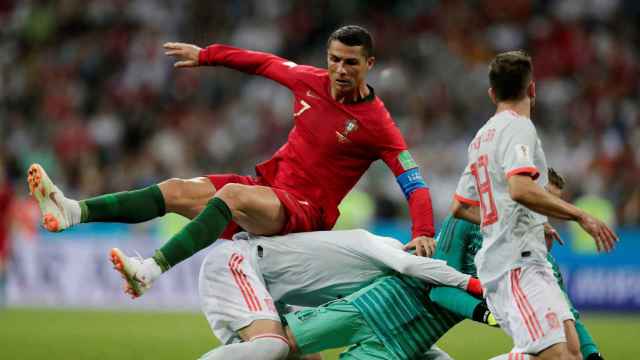 Cristiano Ronaldo, en un lance del partido Portugal - España.