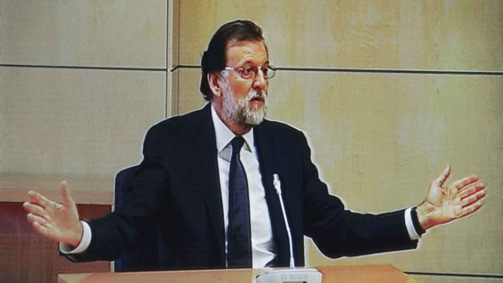 Rajoy declarando como testigo en la Audiencia Nacional hace un año.