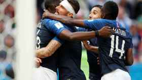 La selección francesa celebra el gol Pogba.