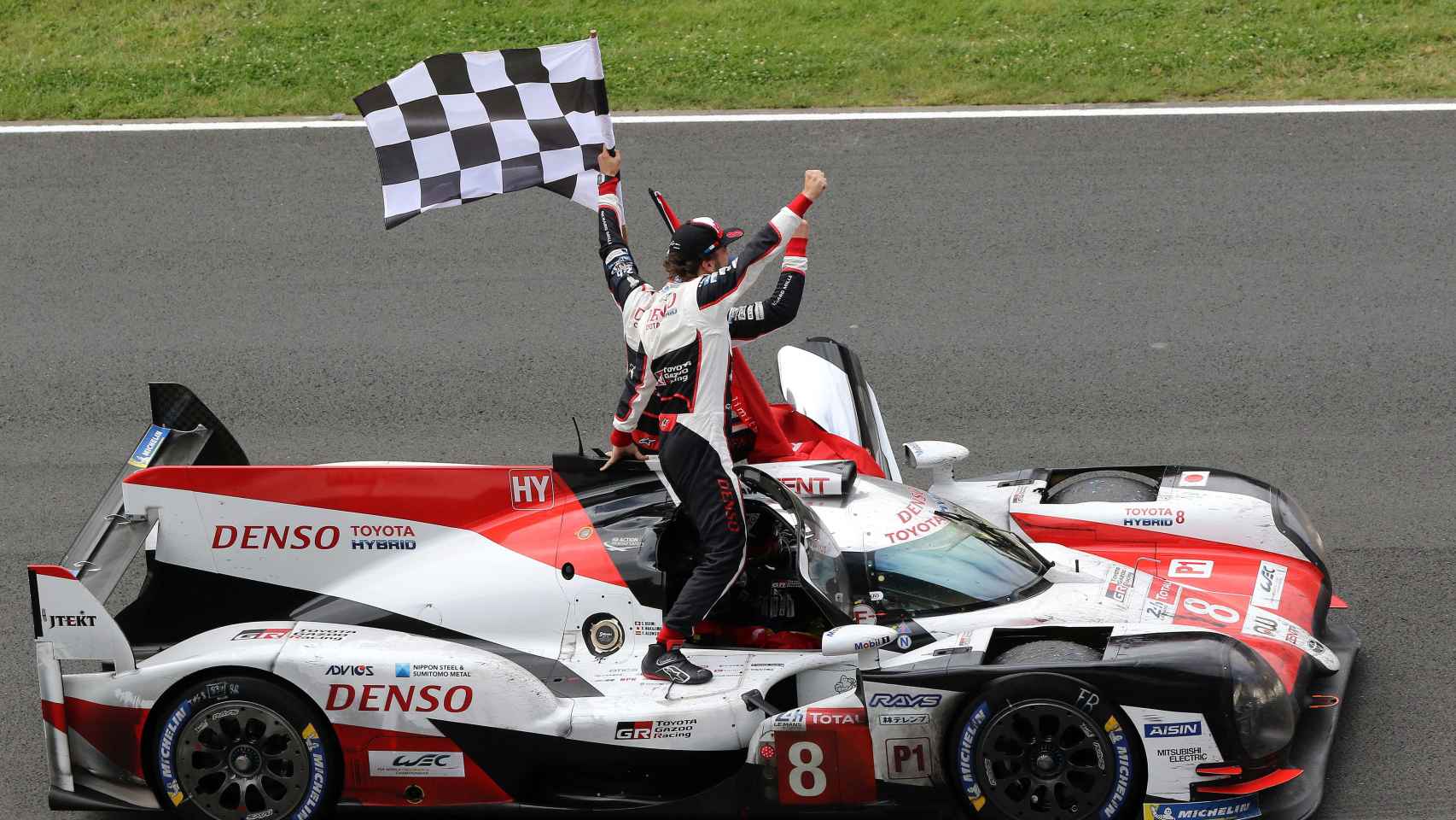 El Toyota número 8 de Alonso, el coche campeón en Le Mans.