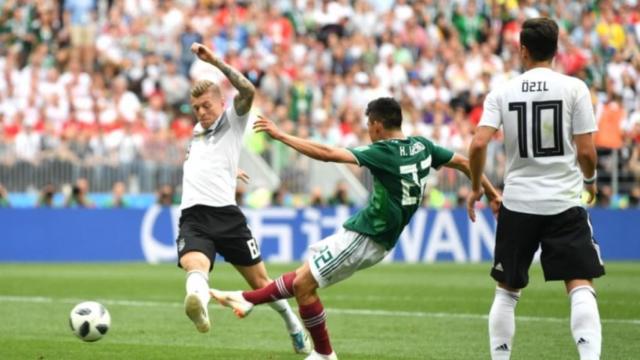 Toni Kroos durante un partido ante México. Foto: fifa.com