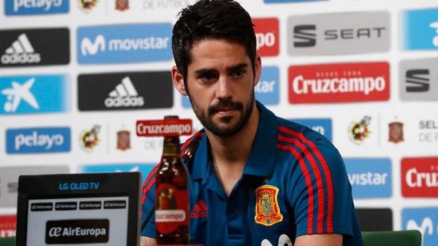 Isco en rueda de prensa. Foto sefutbol.com