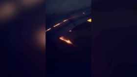 Un motor del avión de Arabia Saudí se incendia antes de aterrizar