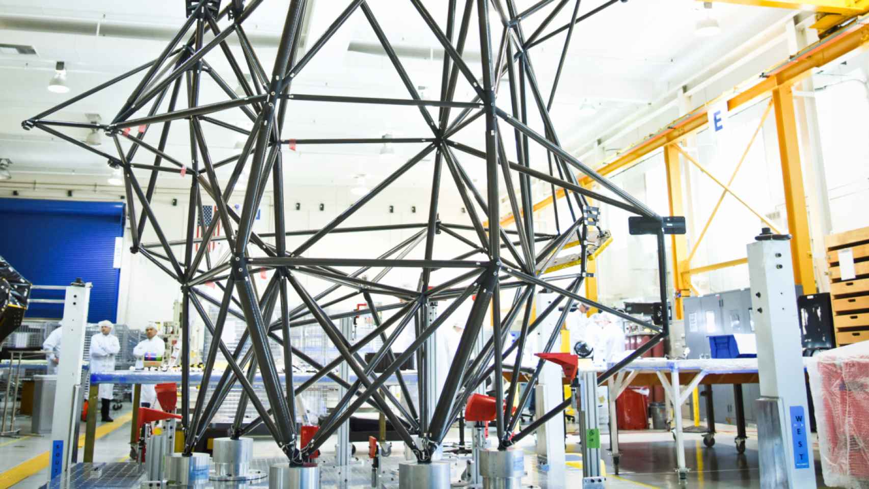 Torre de la antena satelital que ha sido fabricada mediante impresión 3D.
