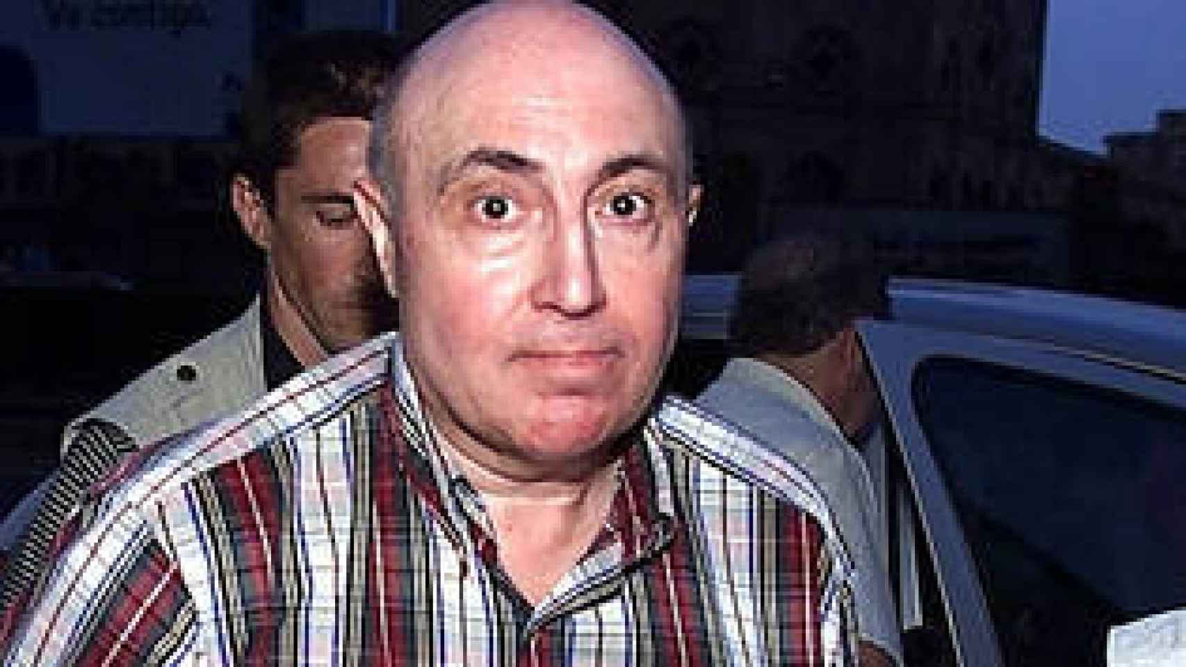 Luis Roldán saliendo de Brieva en un permiso penitenciario en 2001.
