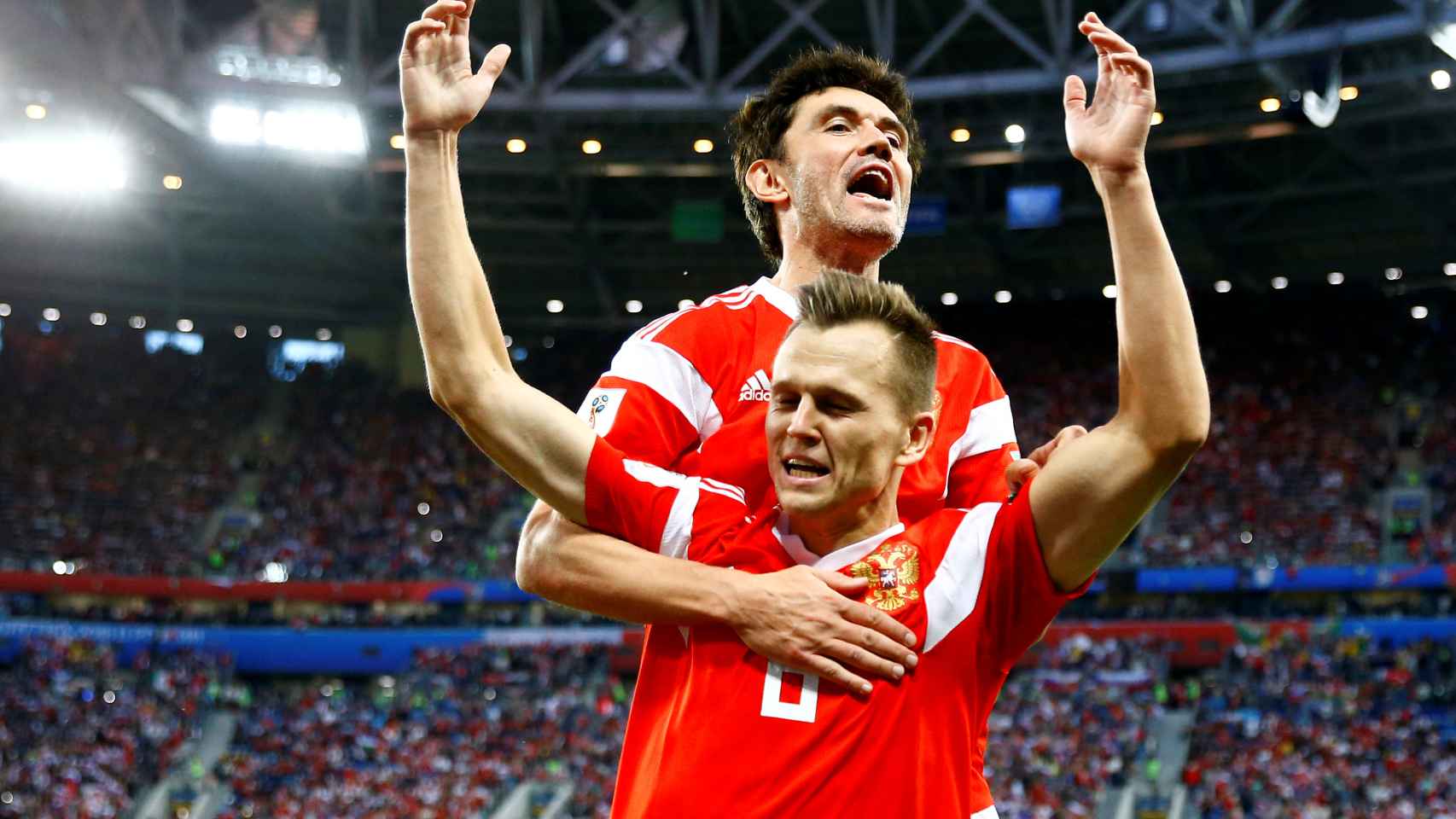 Cheryshev celebra su gol con Rusia.