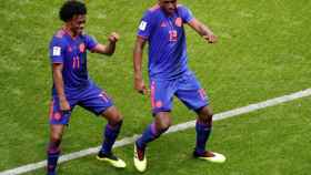 Yerry Mina celebra su gol con un baile.