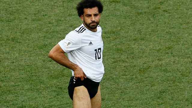 Salah, frustrado tras la victoria de Arabia Saudí sobre Egipto.