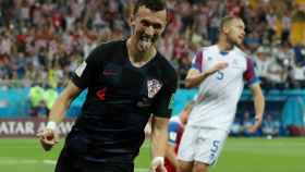Perisic celebra el gol de Croacia.