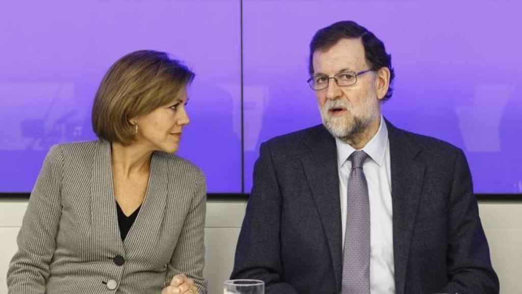 Rajoy y la que fue su ministra de Defensa, María Dolores de Cospedal.