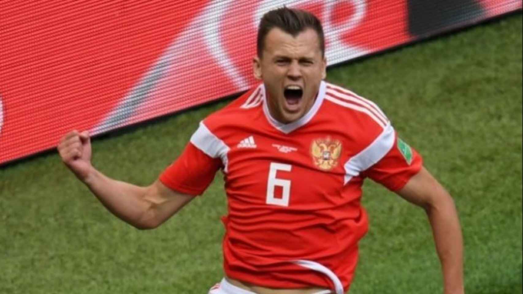 Denis Cheryshev celebra un gol con su selección. Foto: Twitter (@elchiringuitotv).