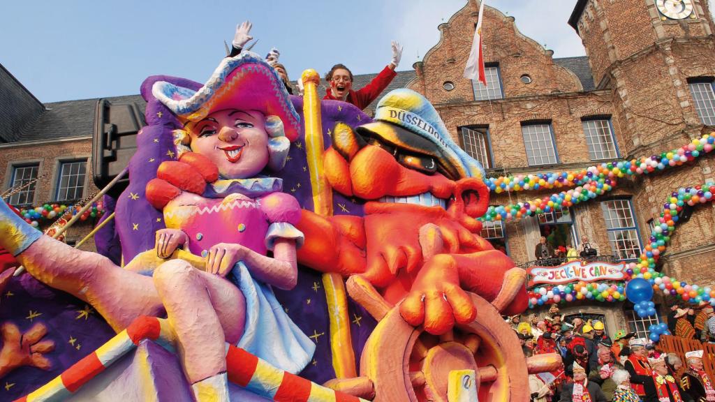 Los carnavales convierten Düsseldorf en una gran zona de fiesta.