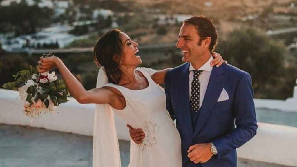 Joaquin Calpe y Marina Padilla en la boda en una imagen que compartieron en sus redes sociales.
