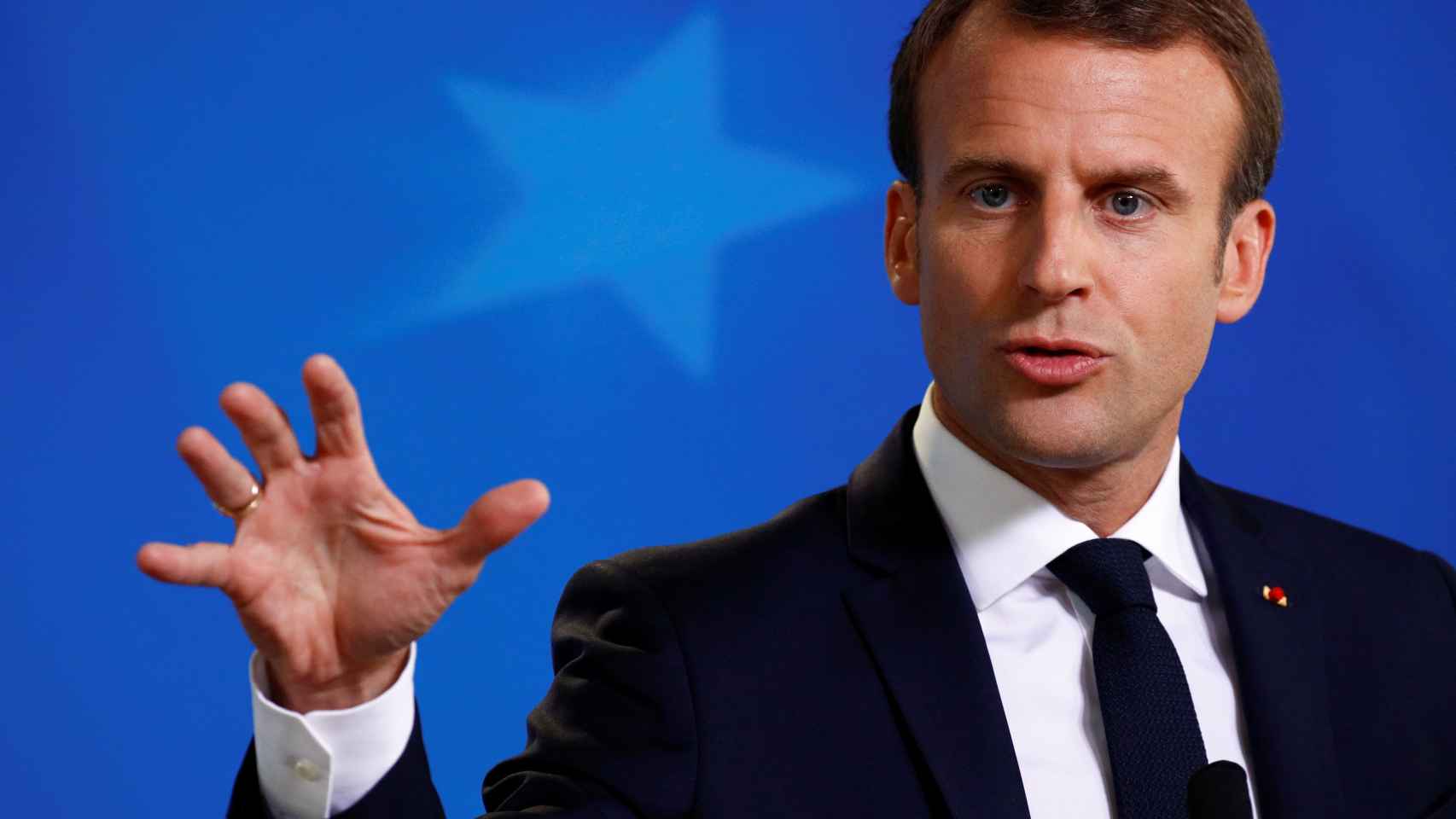 El presidente francés, Emmanuel Macron, al terminar la cumbre de Bruselas