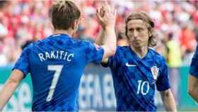 Modric y Rakitic con la selección de Croacia. Foto: Twitter (@ElTransistorOC)
