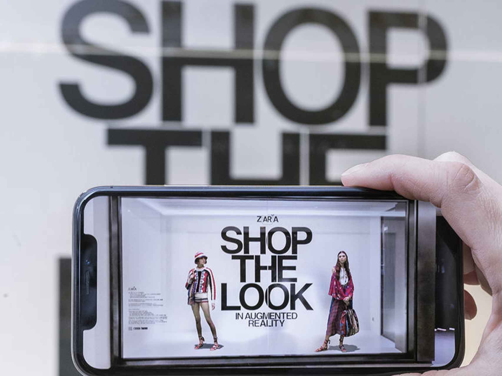 Zara presentó un app para ver sus modelos en realidad aumentada.