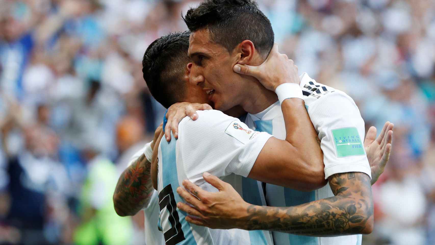 Argentina celebra el gol de Higuaín.