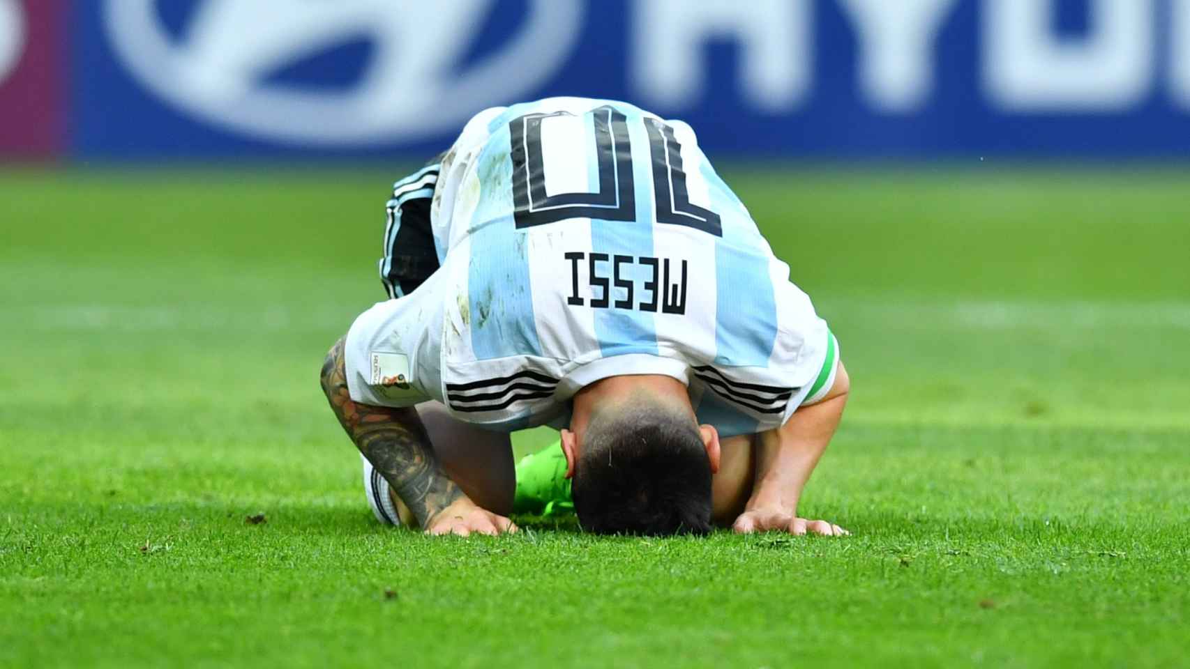 Messi lamenta la derrota de Argentina.