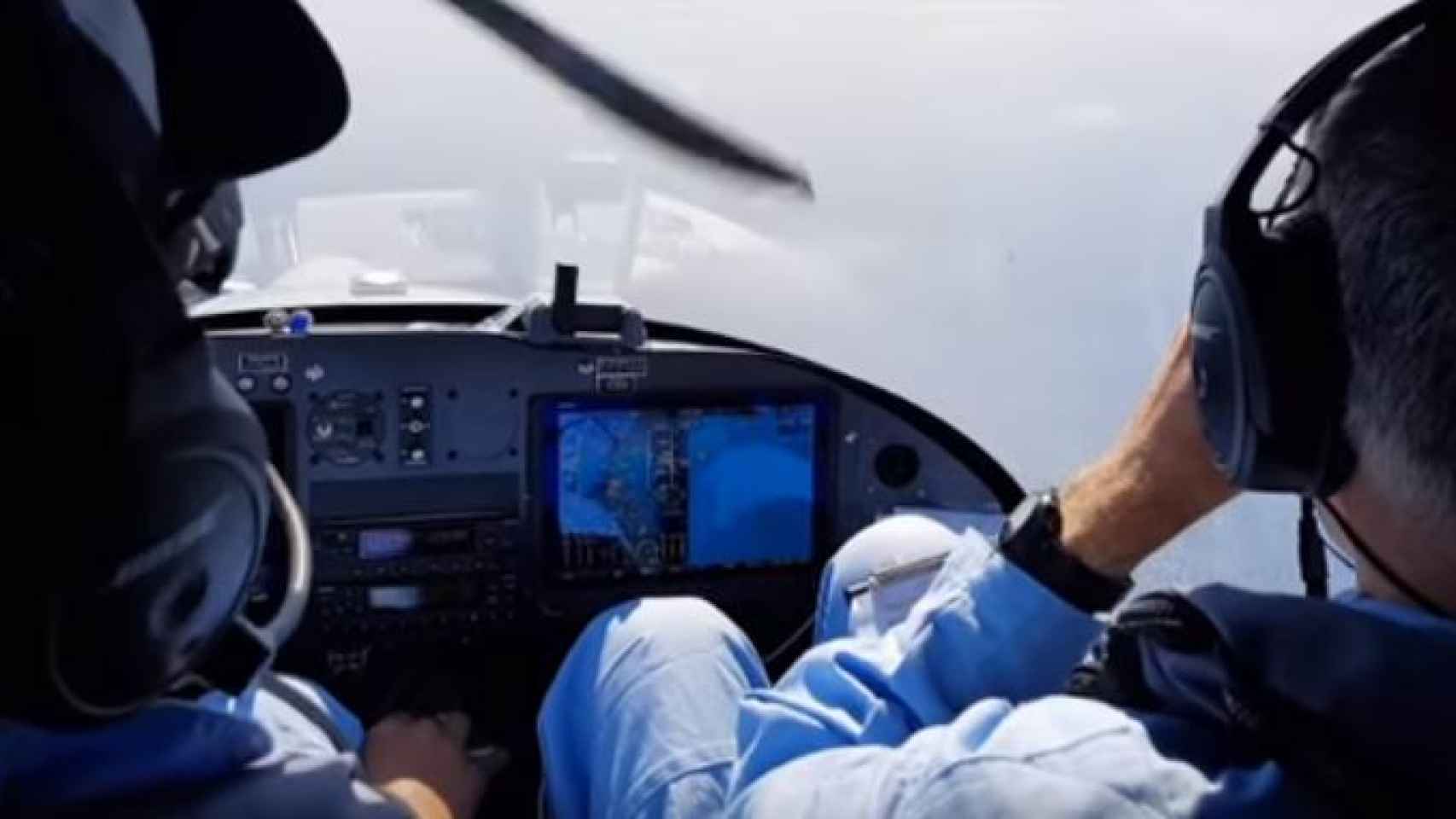 Un avión de vigilancia de la ONG Pilotes Voluntaires sobre el Mediterráneo