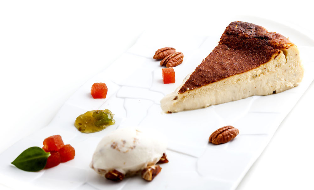 CATARIA Tarta cremosa de queso Gaditano, nueces de Pecán y dulces de la sierra