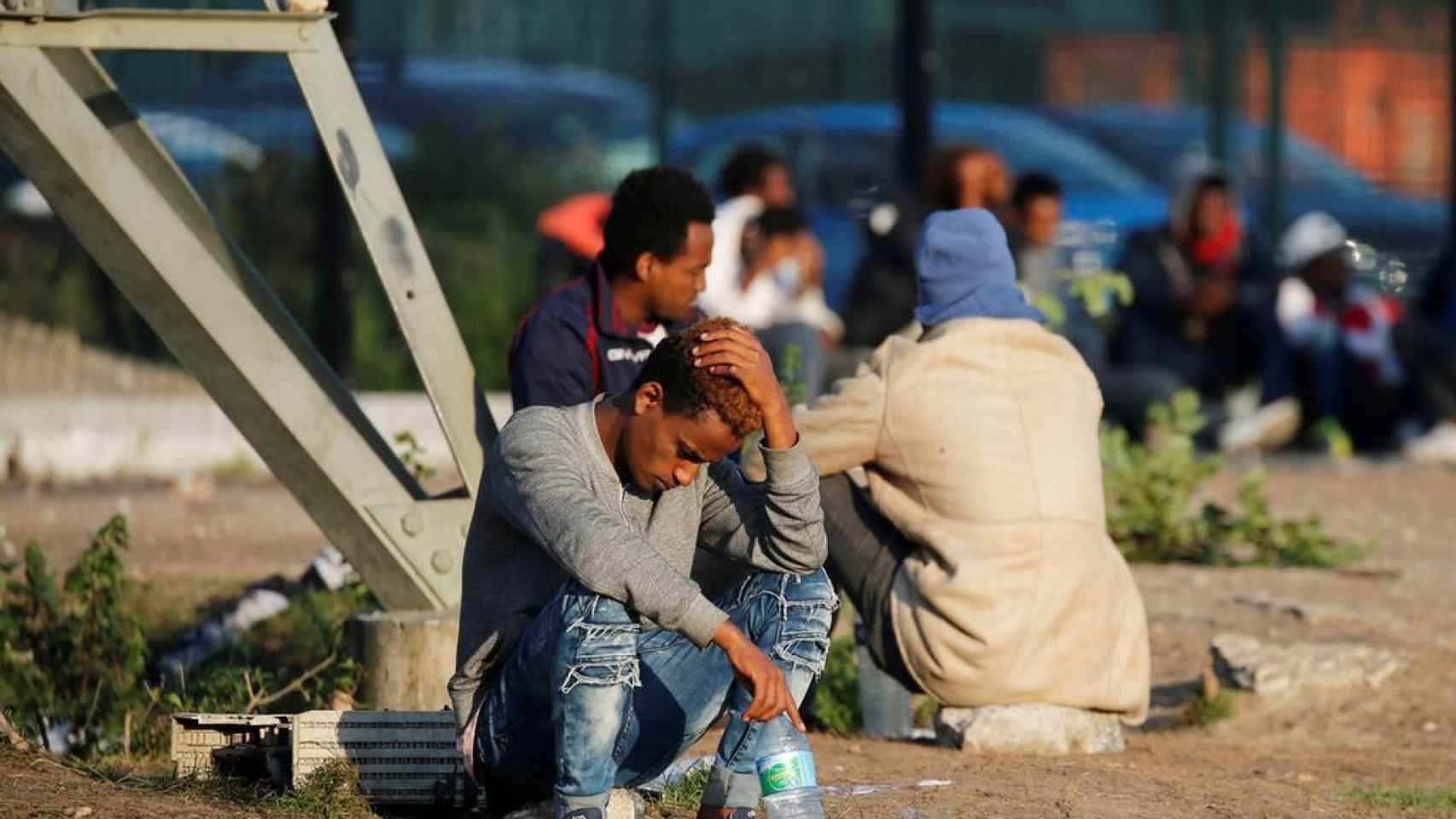 Las duras jornadas de los jóvenes migrantes.