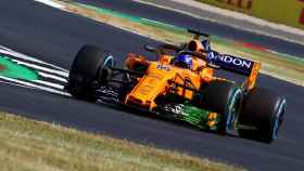 Alonso mejoró muchísimo sus tiempos por la tarde en Silverstone.