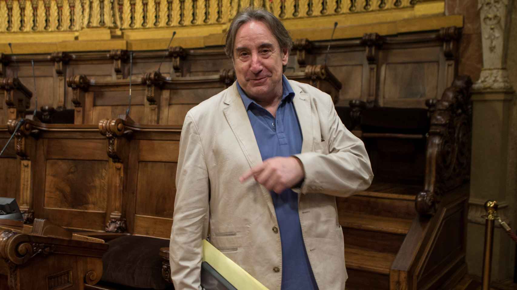 El actor Juanjo Puigcorbé, en una sesión plenaria del Ayuntamiento de Barcelona.