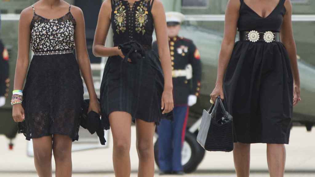 Michelle, Sasha y Malia Obama en una imagen de 2014.