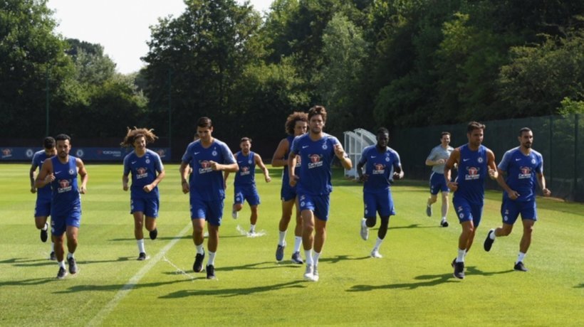 Conte 'ausente' en la vuelta al trabajo del Chelsea