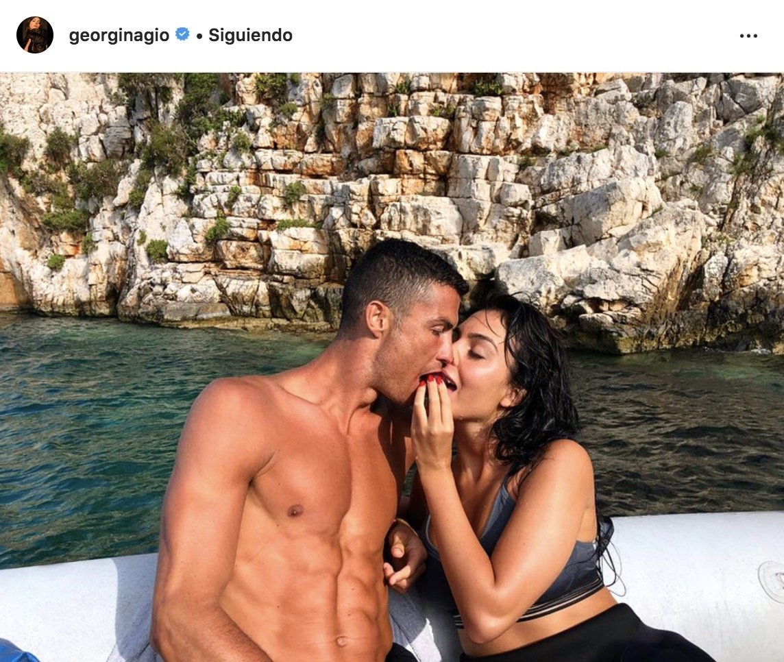 Georgina y Cristiano Ronaldo Foto: Instagram (@georginagio)