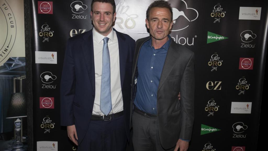 Alessandro Lequio junto a su hijo Álex.