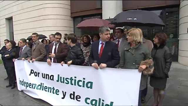750 jueces presentan una queja por la presión social contra tribunal de La Manada
