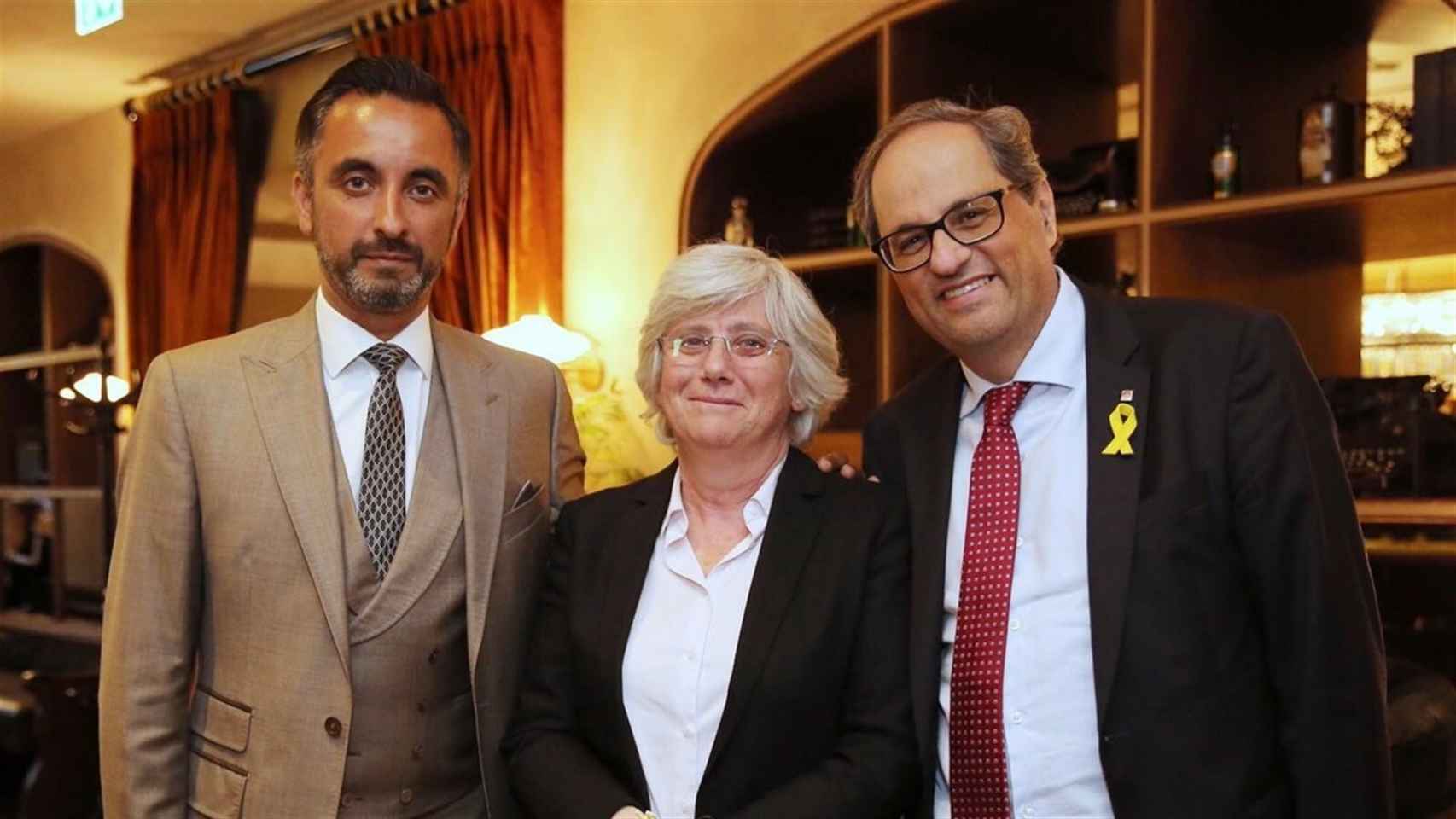 La imagen subida por Torra junto a Clara Ponsatí y el abogado Aamer Anwar.